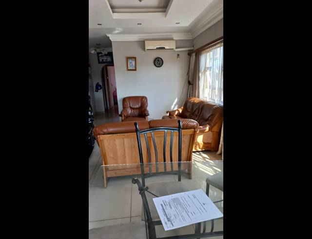 3 BEDROOM HOUSE FOR SALE IN NEWLANDS WEST